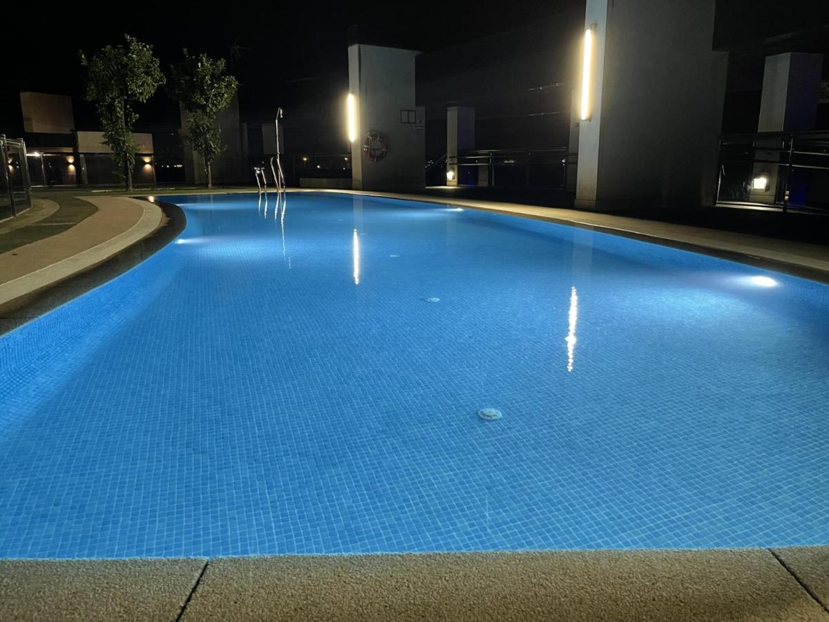 شقة Tecnocordoba II Aparcamiento Privado Gratuito Y Piscina المظهر الخارجي الصورة